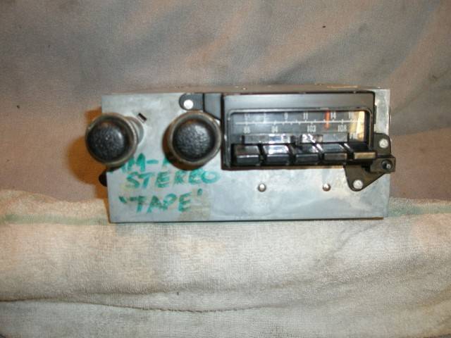 RADIOS 71-74 B Body 007 (Small).JPG