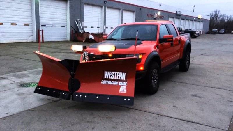 Raptorsnowplow.jpg