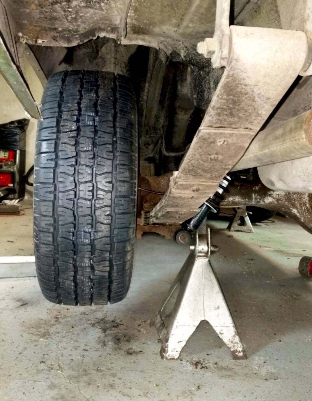 Rear tires.jpg