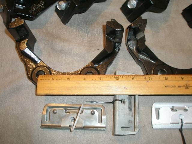 SLIDER Type mounts C Calipers 004 (Small).JPG