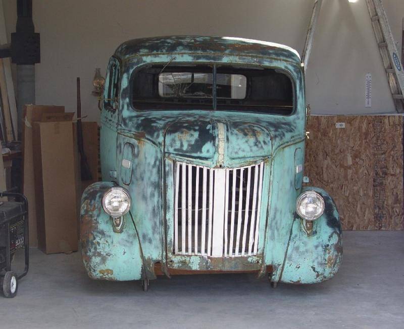 Small_Coe cab in barn.jpg