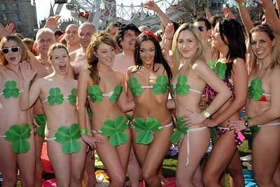 tacky-st-patricks-day-publicity-stunts-999-nudes-promote-999-fare.jpg