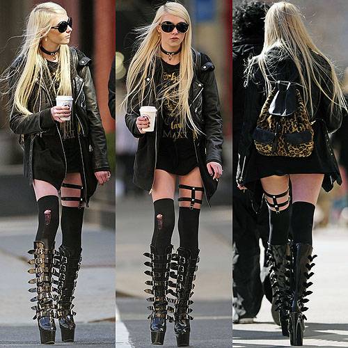 Taylor-Momsen-in-buckled-knee-high-stiletto-platform-boots.jpg