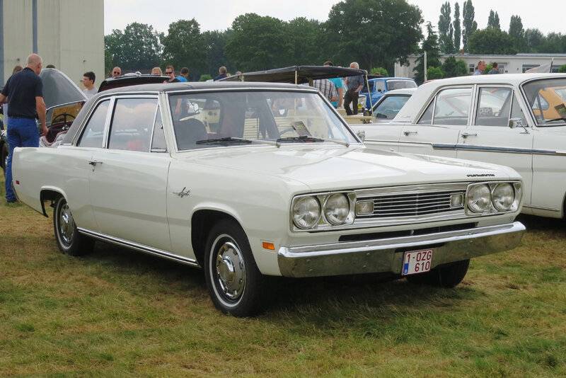 Valiant 4 Bulb Headlights.jpg