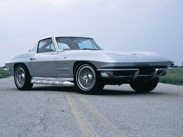 vemp_0302_01_z+1963_chevrolet_corvette+side_view.jpg