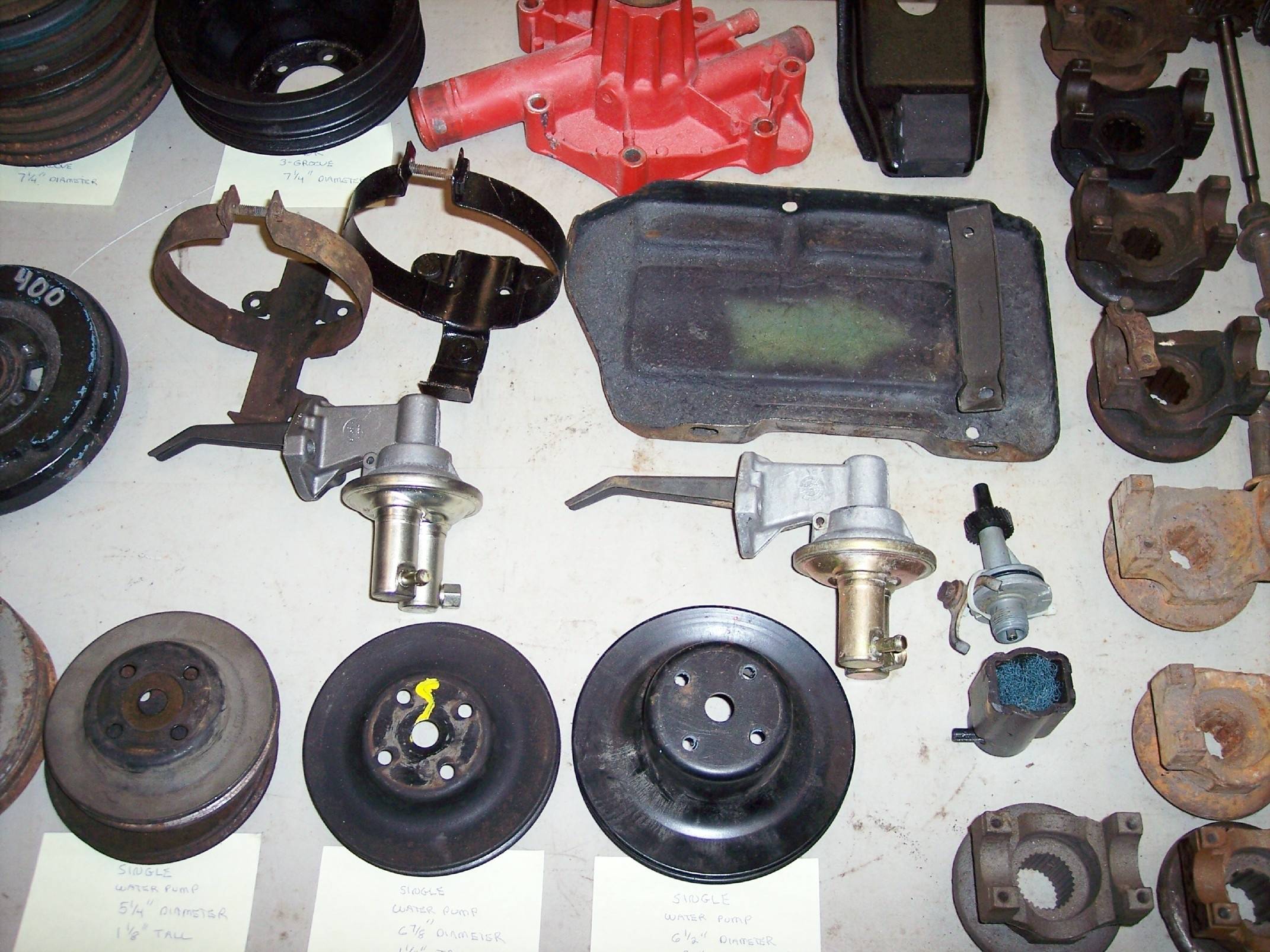 yokes andwater pump,battery tray.jpg