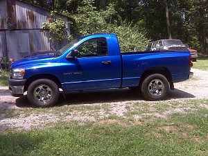 2007 Dodge 1500 RAM tow vehicle